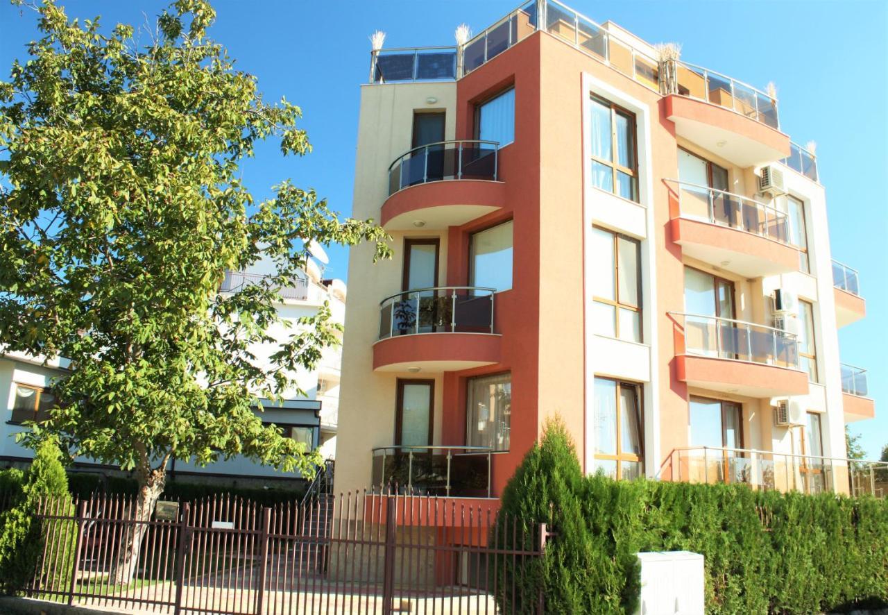 Fantasy Apartments Saint Constantine And Helena Resort Saints Constantine and Helena Exterior photo